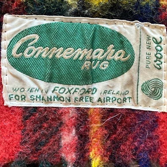 Vintage Irish 100% Wool Blanket from Connemara Ireland, 50 yrs old - Picture 2 of 10